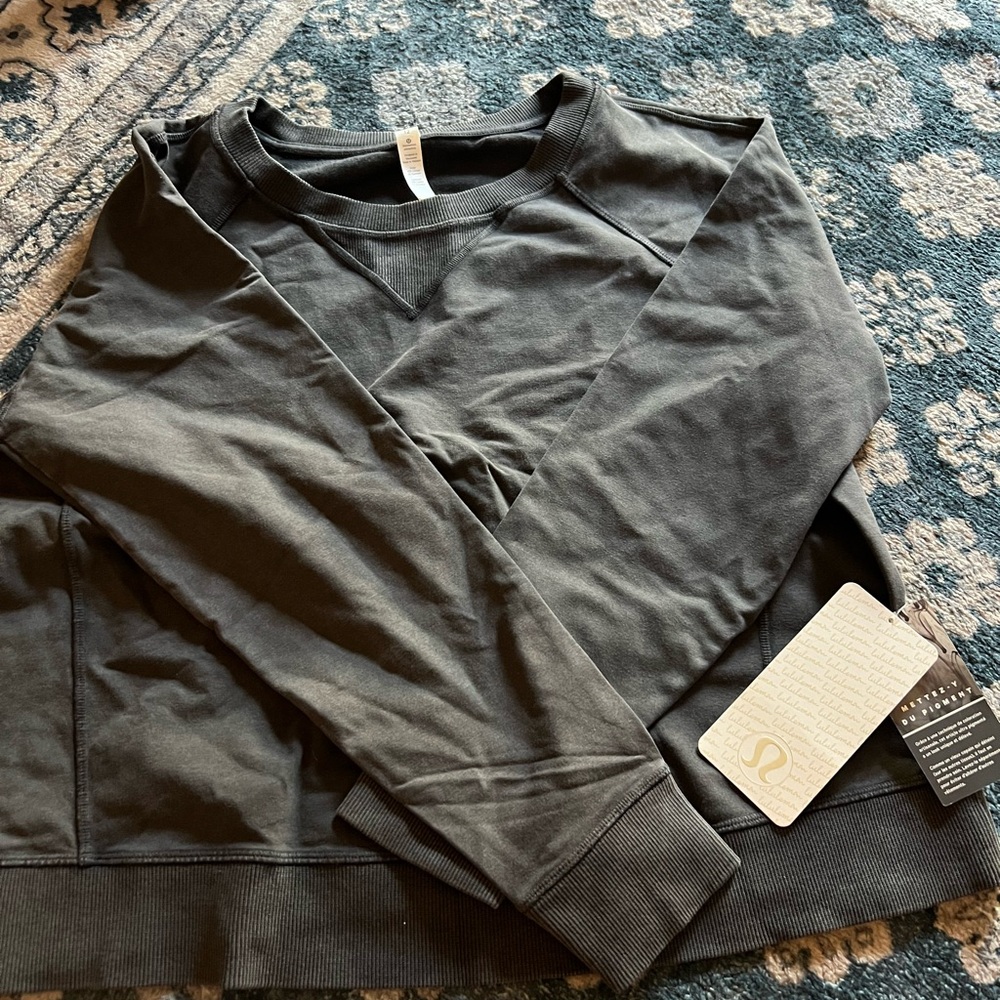 lululemon athletica Men's Charcoal Crewneck Sweater